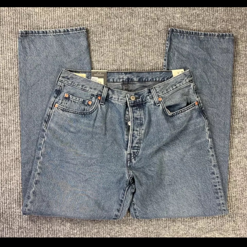Levis 501 Jeans 33x32 Blue 90s Straight Leg Button Fly Denim Modern Big E